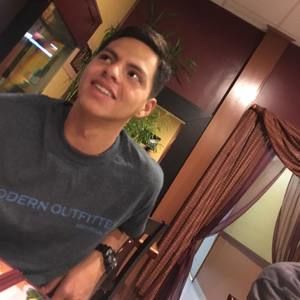 Meet your Posher, Carlos